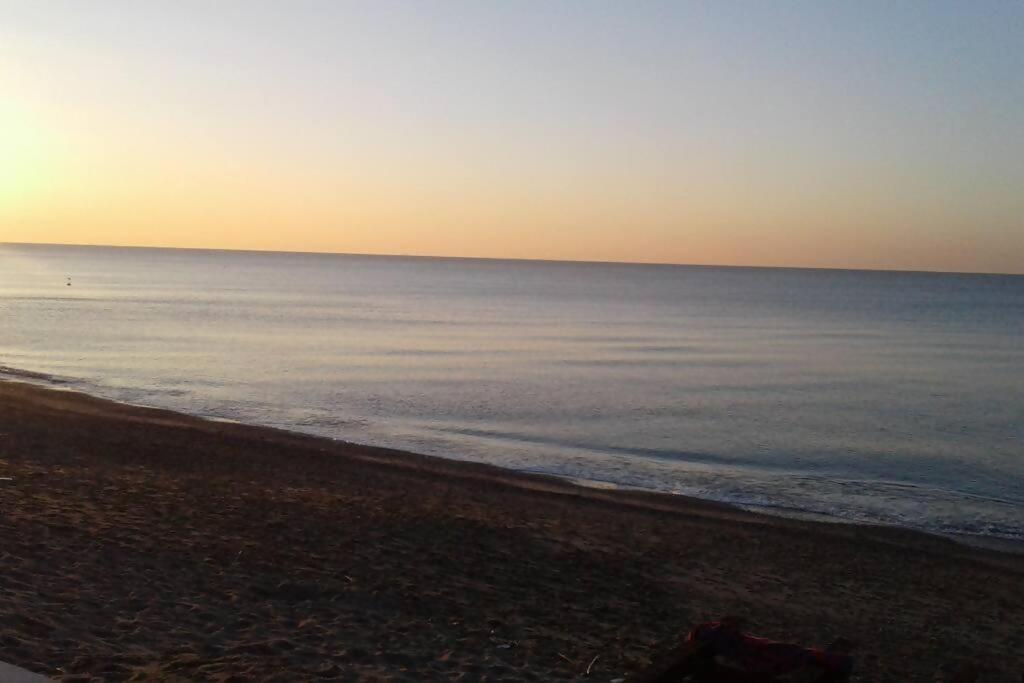 Larte Al Mare Vicino Spiaggia Con Ac E Wifi Apartment ซาโวนา ภายนอก รูปภาพ