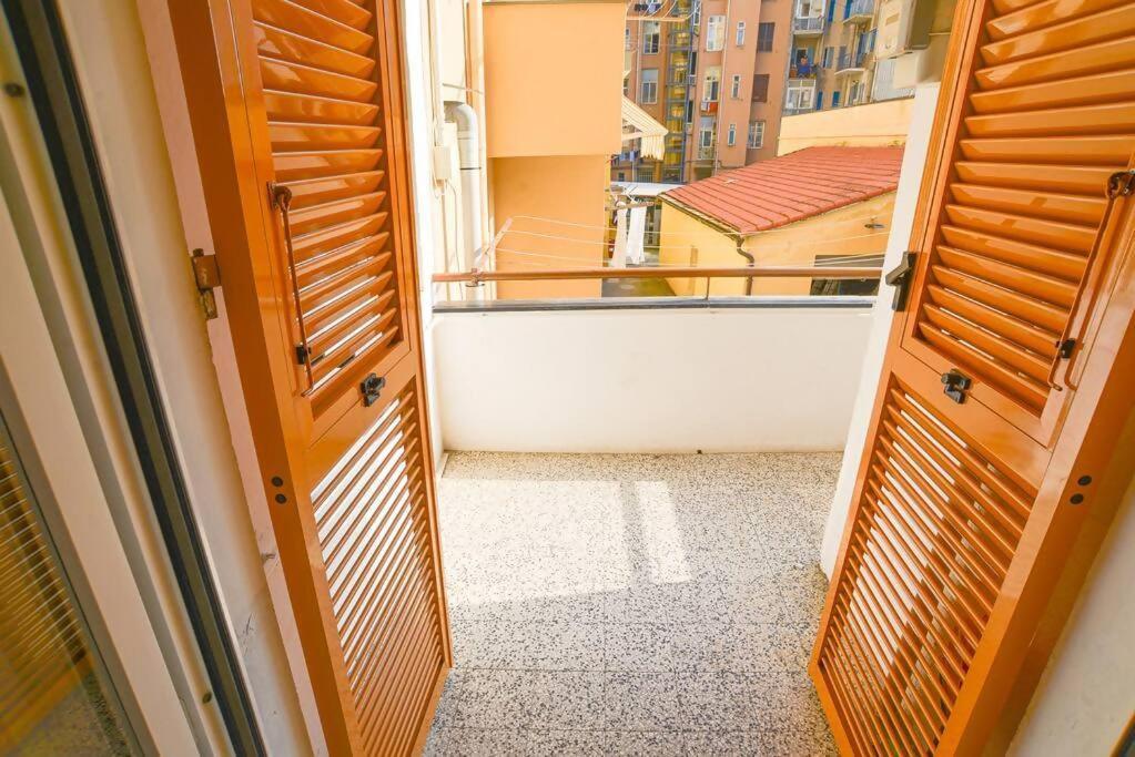 Larte Al Mare Vicino Spiaggia Con Ac E Wifi Apartment ซาโวนา ภายนอก รูปภาพ