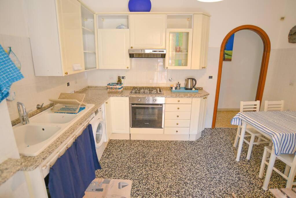 Larte Al Mare Vicino Spiaggia Con Ac E Wifi Apartment ซาโวนา ภายนอก รูปภาพ